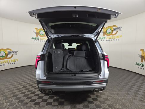 Certified 2026 Chevrolet Traverse Z71 w/ LPO, Floor Liner Package AWD/4WD image 34
