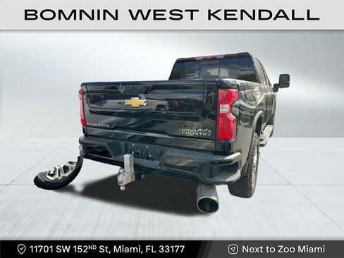 Used 2022 Chevrolet Silverado 2500 High Country w/ Z71 Off-Road Package image 4