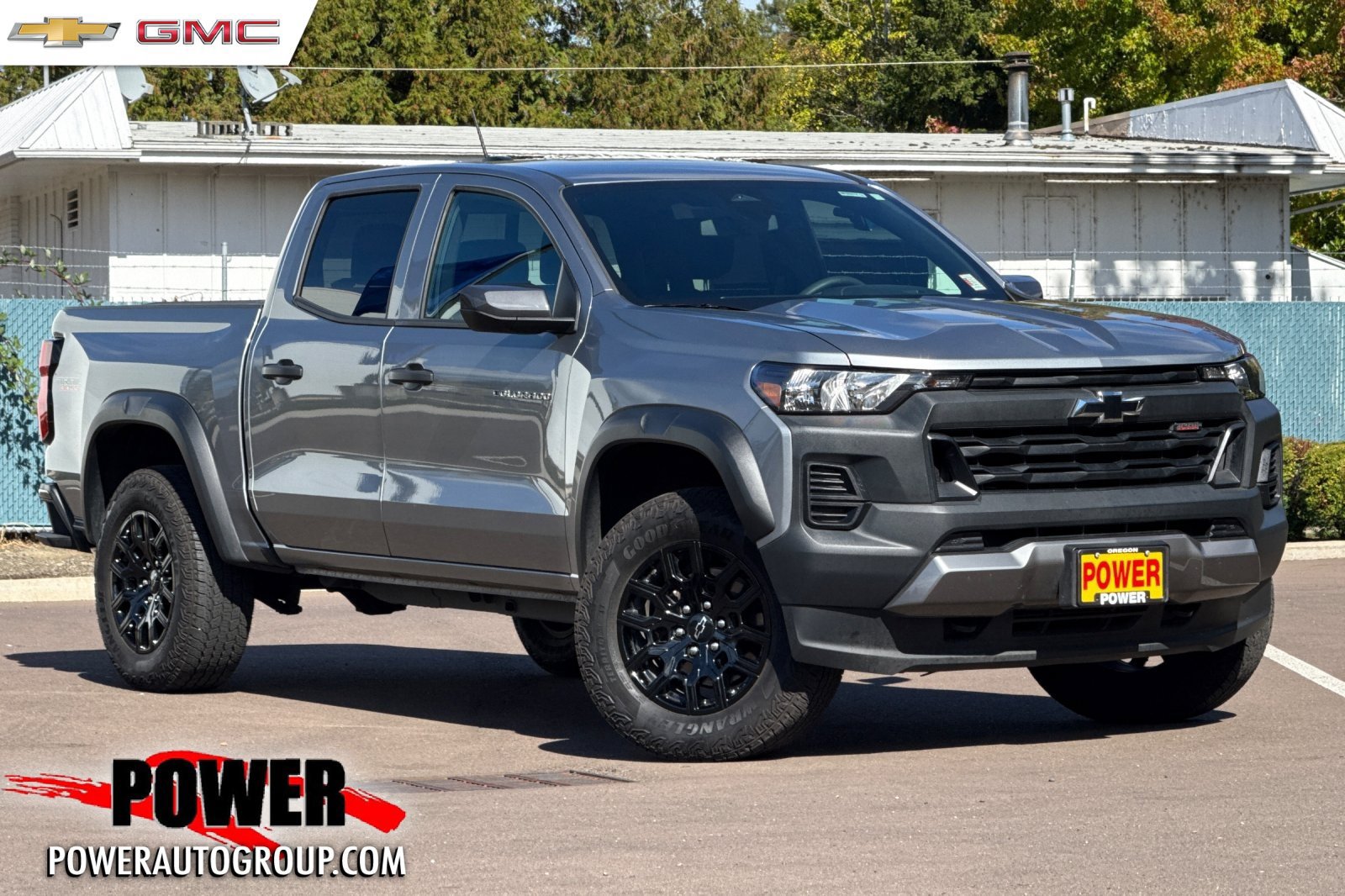 Used 2025 Chevrolet Colorado Trail Boss AWD/4WD image 1