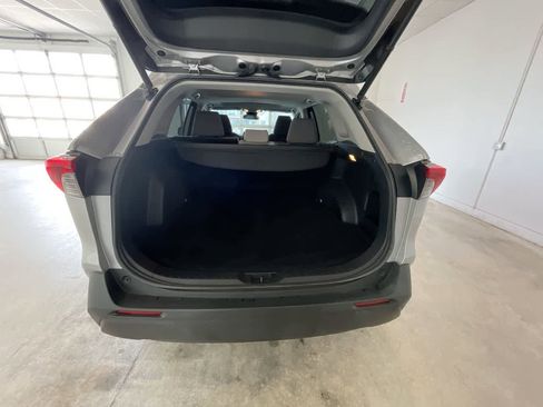 Certified 2021 Toyota RAV4 XLE w/ Convenience Package image 24