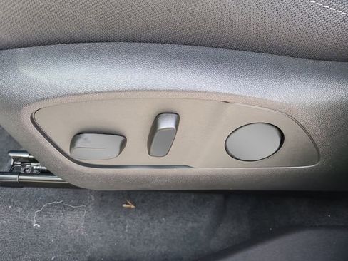 New 2026 Chevrolet Traverse LT w/ Midnight/Sport Edition image 25