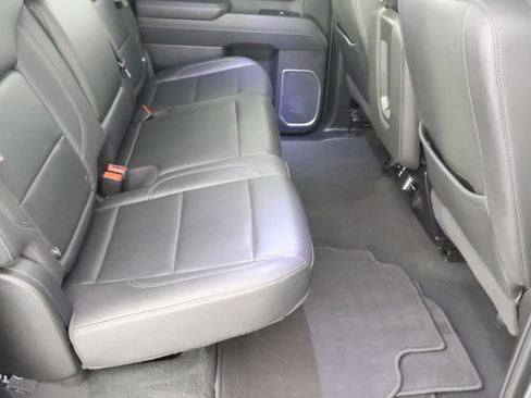 Used 2025 GMC Sierra 1500 SLT AWD/4WD image 46