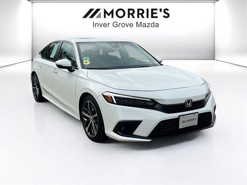 Used 2024 Honda Civic Touring image 3