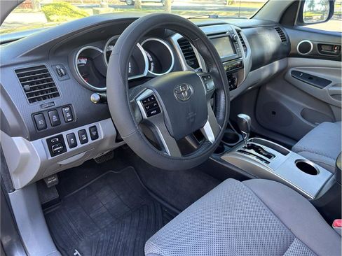 Used 2012 Toyota Tacoma 4x4 Double Cab w/ TRD Off-Road Pkg image 9