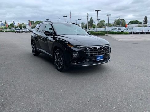 Certified 2024 Hyundai Tucson Limited AWD/4WD image 10