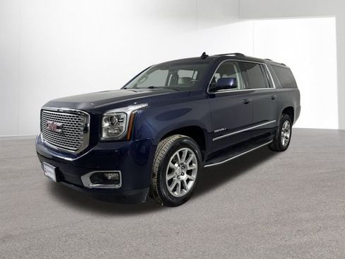 Used 2017 GMC Yukon XL Denali w/ Open Road Package image 2