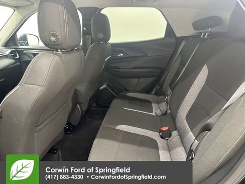 Used 2025 Chevrolet TrailBlazer LT w/ Driver Confidence Package image 17