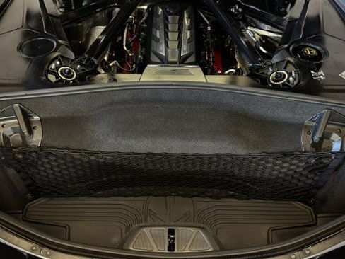 Used 2024 Chevrolet Corvette Stingray Premium Cpe w/ Z51 Performance Package RWD image 29