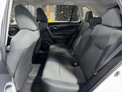 Certified 2022 Toyota RAV4 XLE image 23