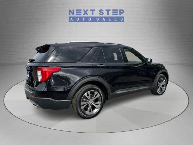 Used 2020 Ford Explorer Platinum w/ Premium Technology Package AWD/4WD image 8