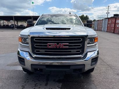 Used 2017 GMC Sierra 2500 4x4 Crew Cab w/ Sierra Convenience Package