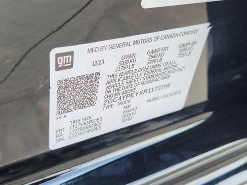 Used 2025 GMC Sierra 2500 AT4X AWD/4WD image 18