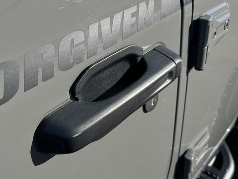 Used 2019 Jeep Wrangler Unlimited Sport S image 54