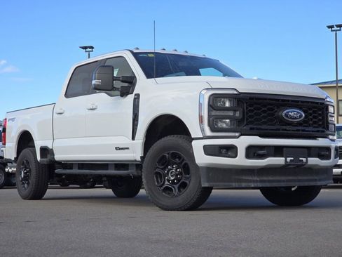 New 2024 Ford F250 XLT w/ XLT Premium Package AWD/4WD image 2