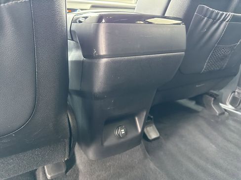 Used 2020 Kia Telluride LX image 19