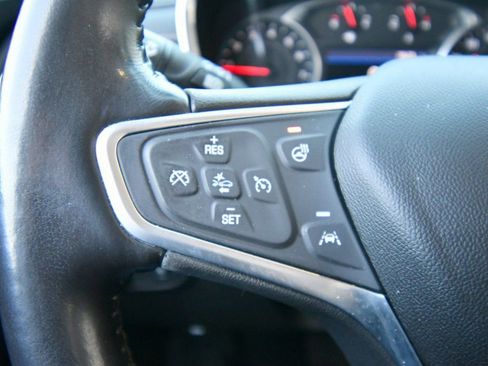 Used 2022 Chevrolet Equinox Premier FWD image 22