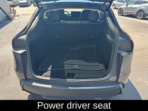 Used 2026 Tesla Model Y Long Range RWD image 11