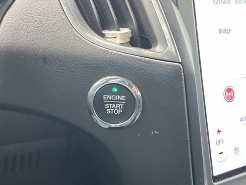 Used 2022 Ford Edge Titanium w/ Equipment Group 301A image 28