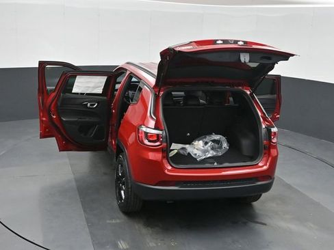 New 2026 Jeep Compass Latitude image 53
