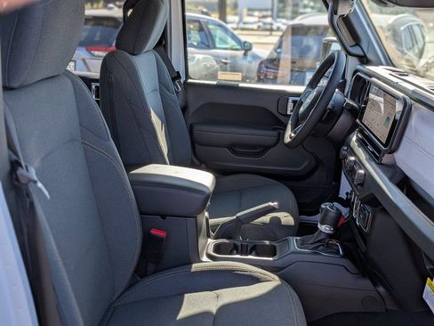 New 2026 Jeep Gladiator Sport image 19