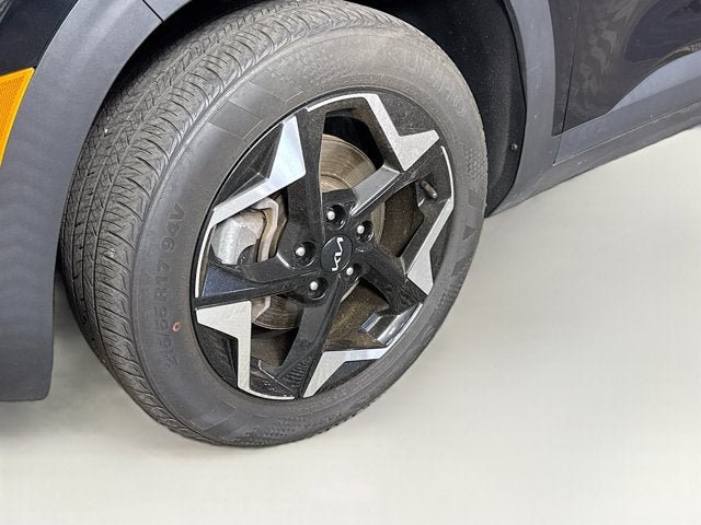 Certified 2024 Kia Seltos EX AWD/4WD image 32
