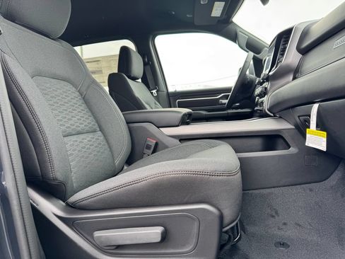 New 2026 RAM 1500 Big Horn w/ Night Edition AWD/4WD image 11