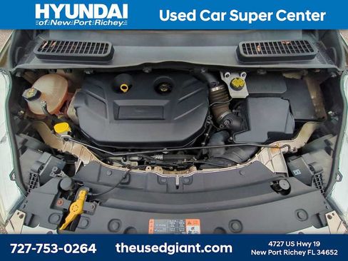 Used 2017 Ford Escape Titanium w/ Equipment Group 301A AWD/4WD image 14