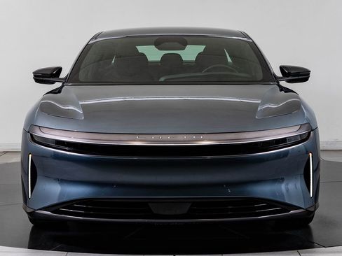 Used 2024 Lucid Air Pure RWD image 2