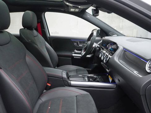 New 2025 Mercedes-Benz GLA 35 AMG AMG GLA 35 image 18