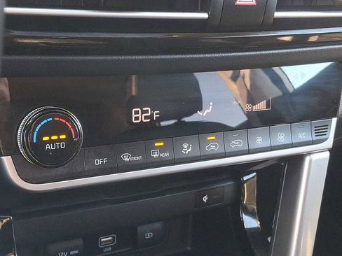 Used 2021 Kia Seltos SX w/ SX Sunroof Package image 14