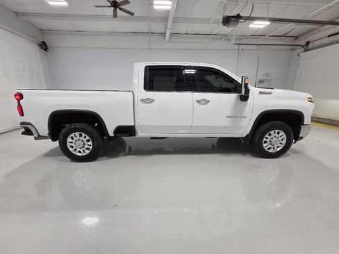 Used 2024 Chevrolet Silverado 2500 LTZ w/ LTZ Plus Package AWD/4WD image 7