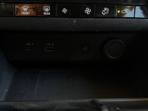 Used 2024 Mitsubishi Outlander SE FWD image 21