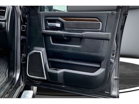 Certified 2024 RAM 3500 Laramie image 21