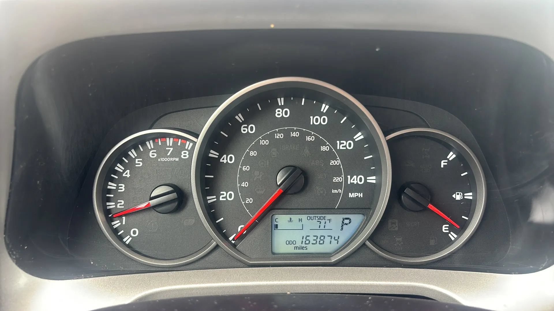 Used 2016 Toyota RAV4 LE FWD image 25