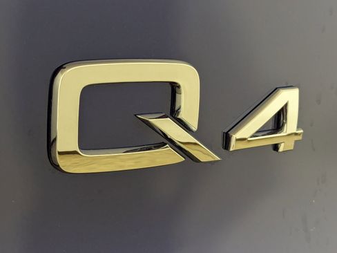 Certified 2026 Audi Q4 e-tron Premium w/ Convenience Package image 28