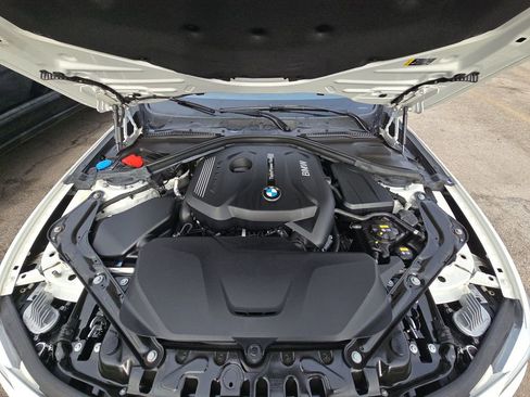 Used 2019 BMW 430i Convertible w/ Convenience Package image 9