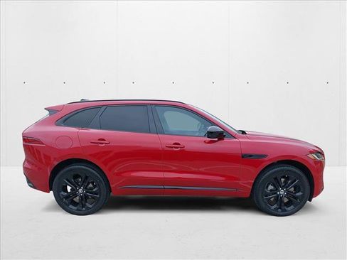 New 2026 Jaguar F-PACE R-Dynamic S image 4