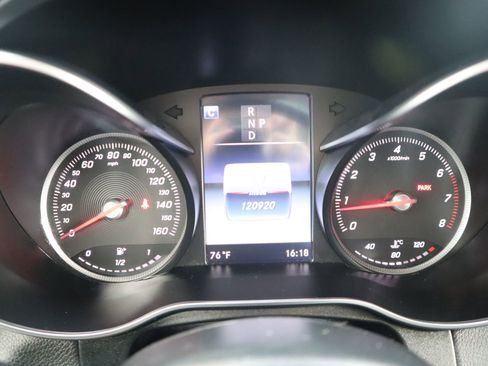 Used 2016 Mercedes-Benz GLC 300 4MATIC image 34