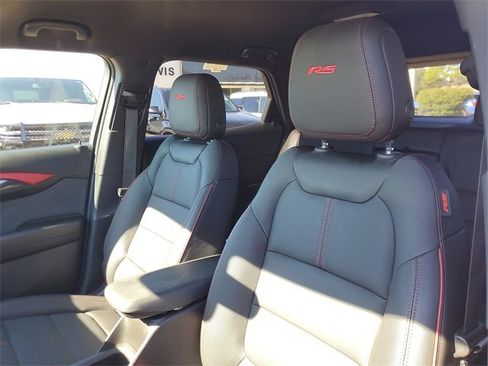 Used 2025 Chevrolet TrailBlazer RS w/ Convenience Package image 14