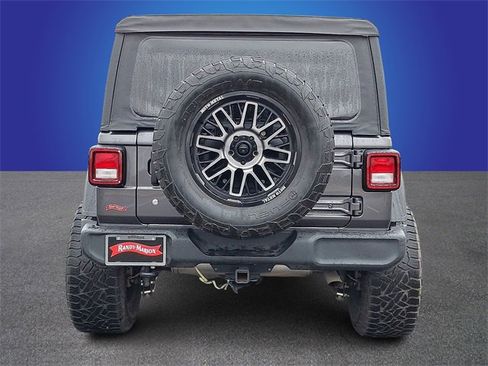 Used 2018 Jeep Wrangler Unlimited Sport image 5