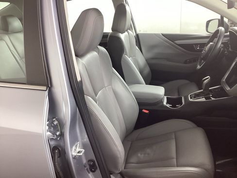 Used 2022 Subaru Legacy Limited w/ Popular Package #3 image 8
