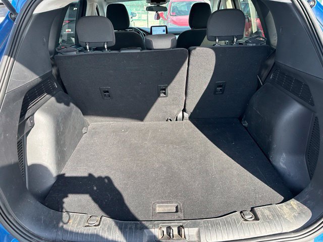Used 2021 Ford Escape SE w/ Cold Weather Package FWD image 8
