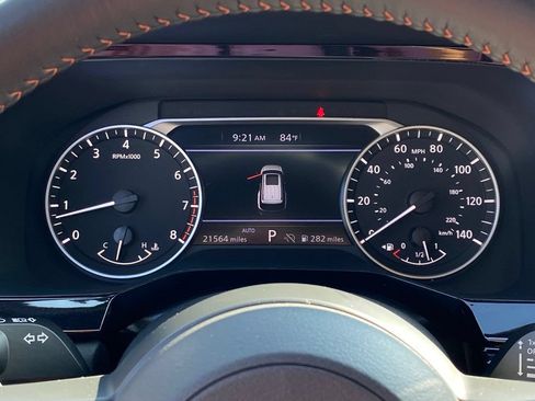 Used 2024 Nissan Pathfinder Rock Creek AWD/4WD image 14