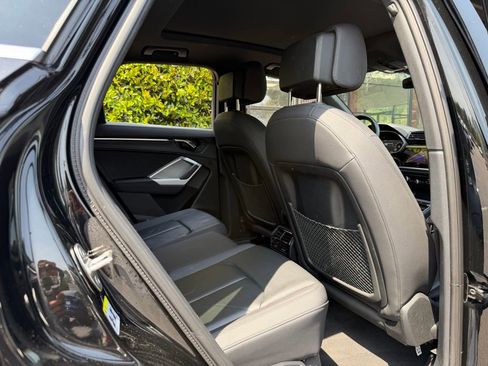 Used 2023 Audi Q3 2.0T Premium image 38