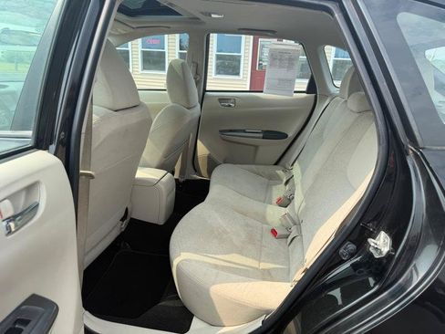 Used 2011 Subaru Impreza 2.5i Premium w/ PWR Moonroof Value Pkg AWD/4WD image 4