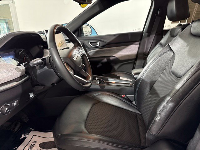 Used 2024 Jeep Compass Latitude AWD/4WD image 15