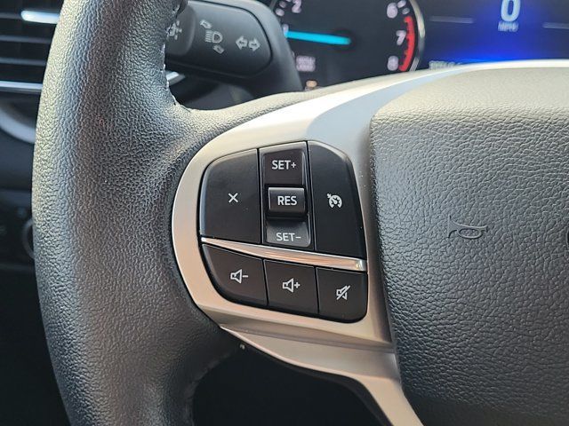 Used 2024 Ford Explorer XLT w/ Equipment Group 202A RWD image 22