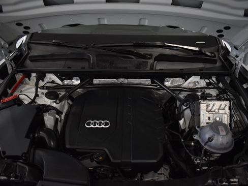 Used 2025 Audi Q5 2.0T Premium Plus w/ Premium Plus Package AWD/4WD image 28
