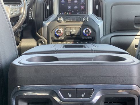 Used 2021 GMC Sierra 3500 SLT w/ SLT Convenience Package AWD/4WD image 32
