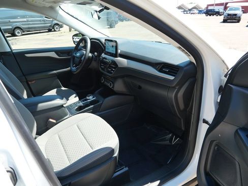 Certified 2022 Ford Escape SE w/ Convenience Package AWD/4WD image 11